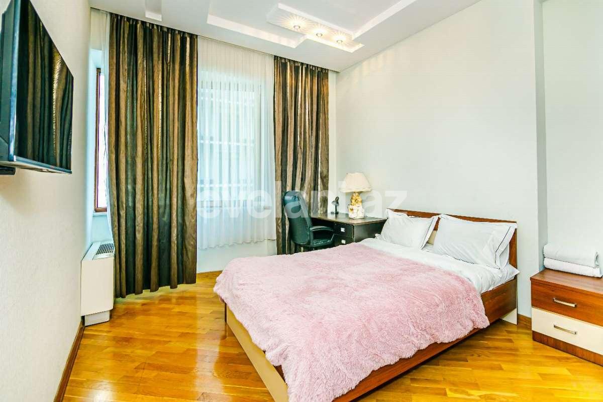 Kirayə verilir, yeni tikili, 3 otaqlı, 120 m², Bakı, Nəsimi r, 28 may m.