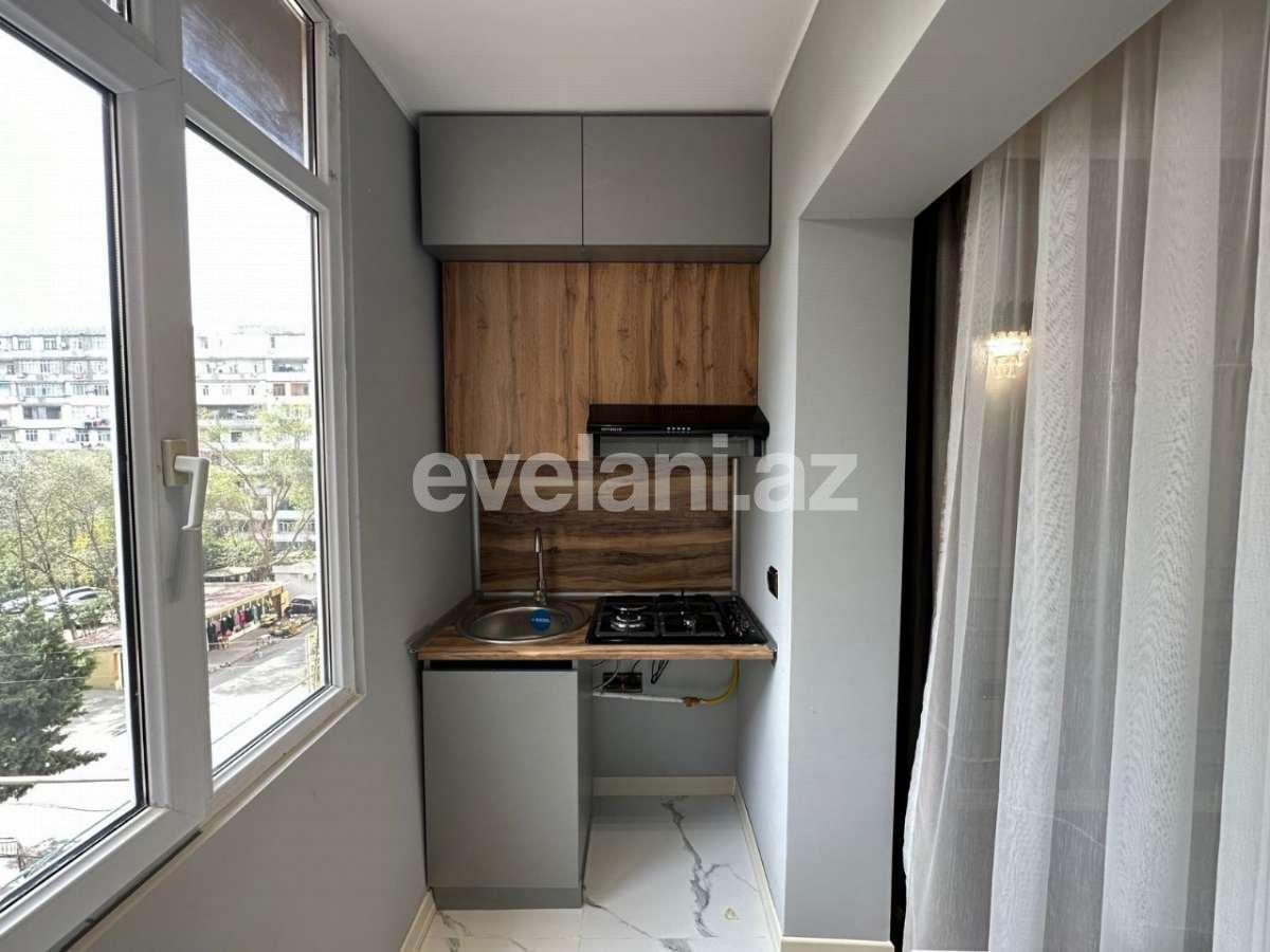 Satılır, köhnə tikili, 2 otaqlı, 45 m², Bakı, Nizami r, Xalqlar Dostluğu m.