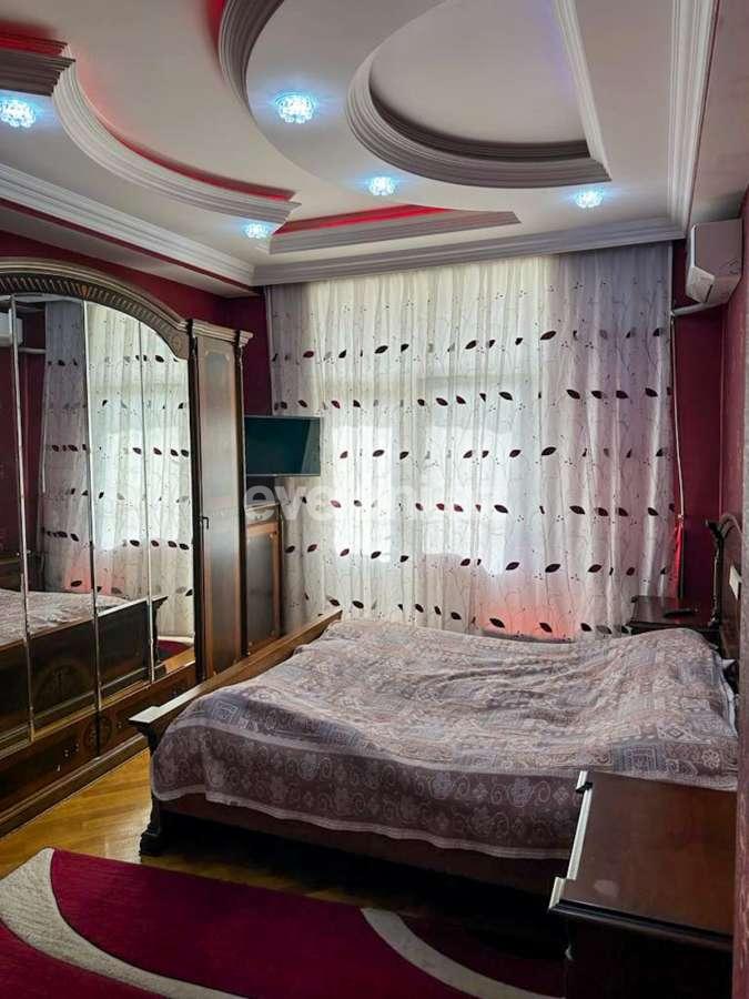 Satılır, yeni tikili, 4 otaqlı, 136 m², Bakı, Nizami r, Neftçilər m.