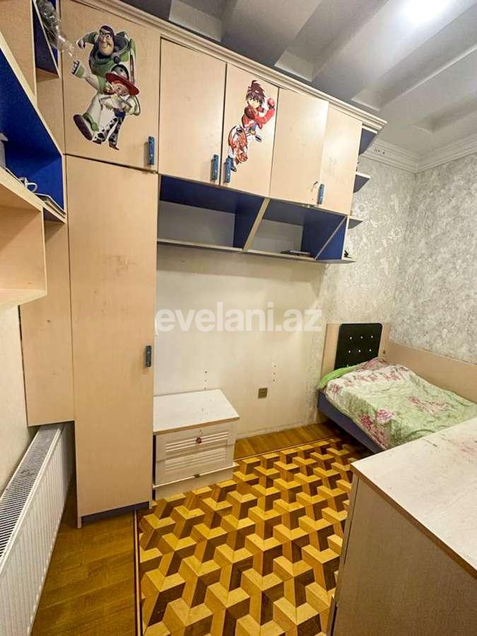 Satılır, yeni tikili, 4 otaqlı, 136 m², Bakı, Nizami r, Neftçilər m.