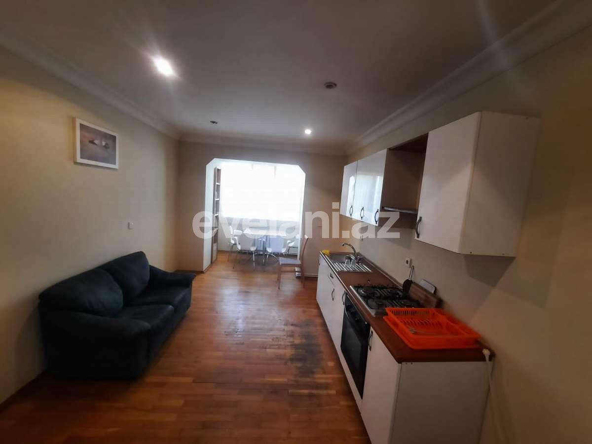 Kirayə verilir, köhnə tikili, 2 otaqlı, 120 m², Bakı, Nərimanov r, 28 may m.