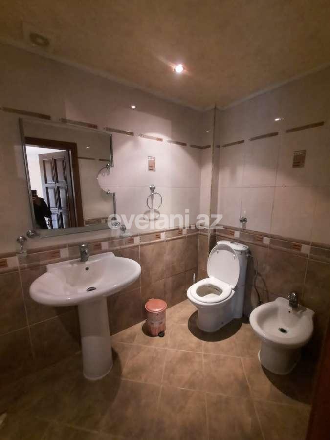 Kirayə verilir, köhnə tikili, 2 otaqlı, 120 m², Bakı, Nərimanov r, 28 may m.