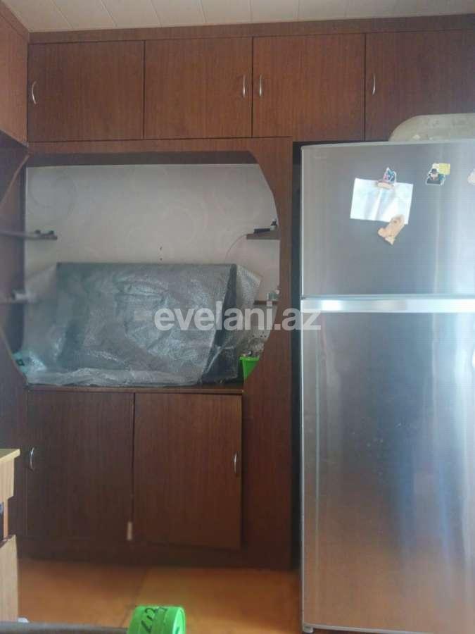 Sale, old building, 3 room, 60 m², Baku, Binagadi r, 9-th microdistrict d, 20 yanvar m.