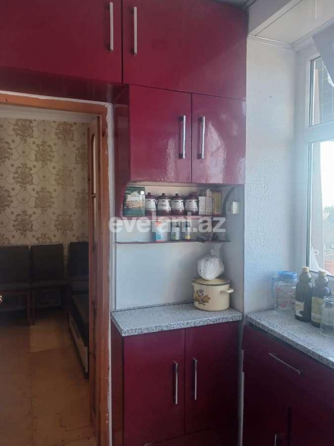 Sale, old building, 3 room, 60 m², Baku, Binagadi r, 9-th microdistrict d, 20 yanvar m.