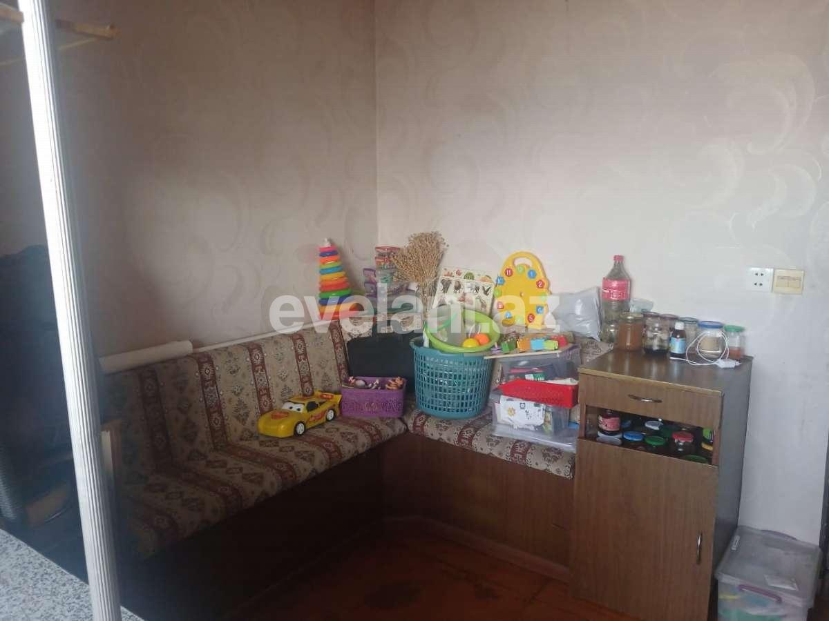 Sale, old building, 3 room, 60 m², Baku, Binagadi r, 9-th microdistrict d, 20 yanvar m.