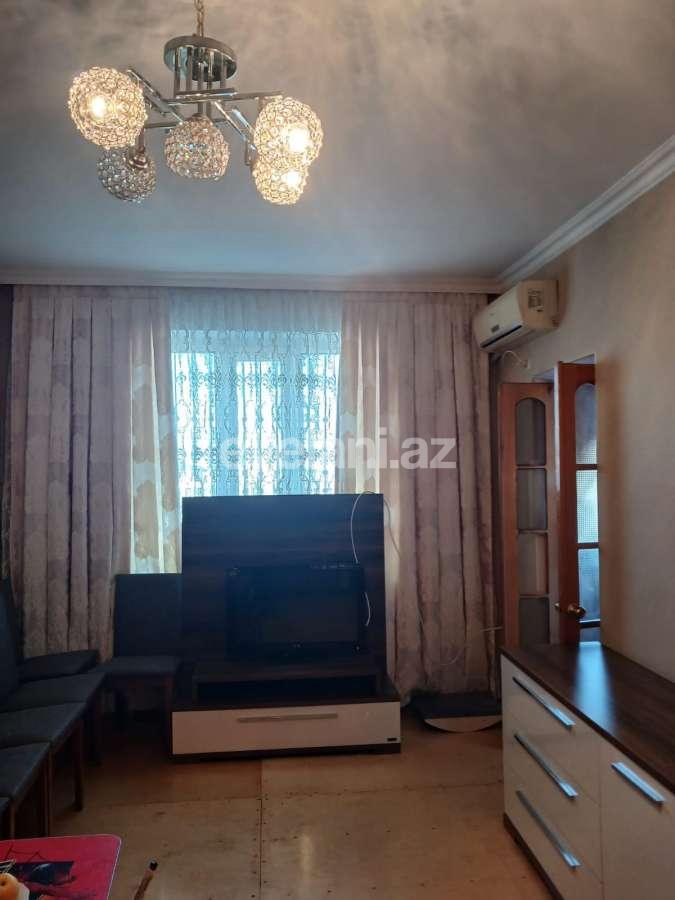 Sale, old building, 3 room, 60 m², Baku, Binagadi r, 9-th microdistrict d, 20 yanvar m.