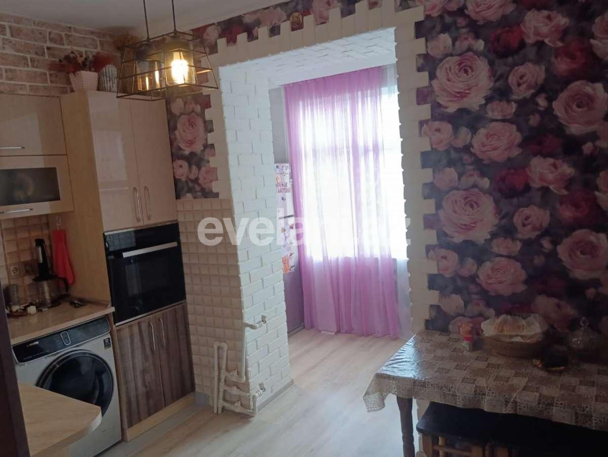 Satılır, köhnə tikili, 3 otaqlı, 100 m², Bakı, Nərimanov r, Nəriman Nərimanov m.