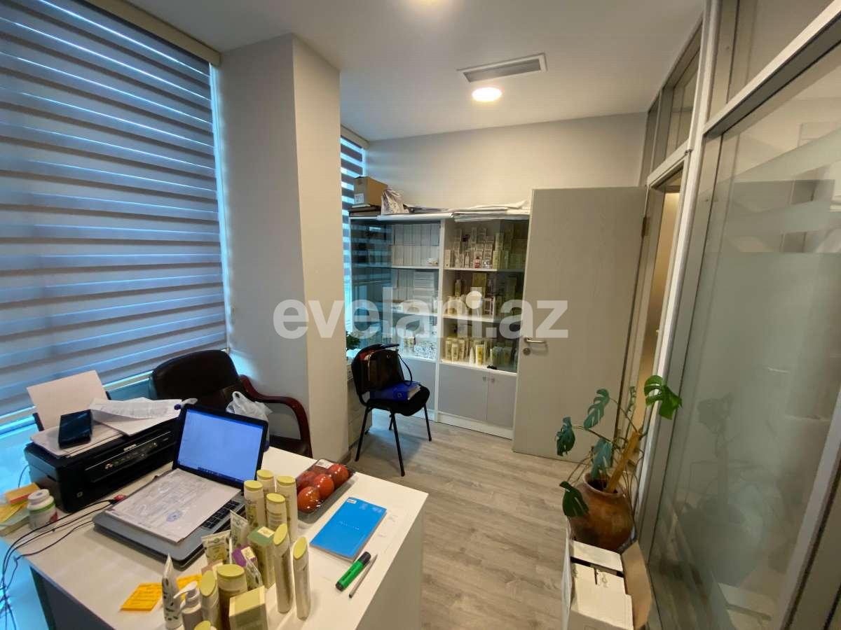 Сдаётся, офис, 4-комнаты, 130 m², Баку, Ясамальский r, Элмляр Академиясы m.