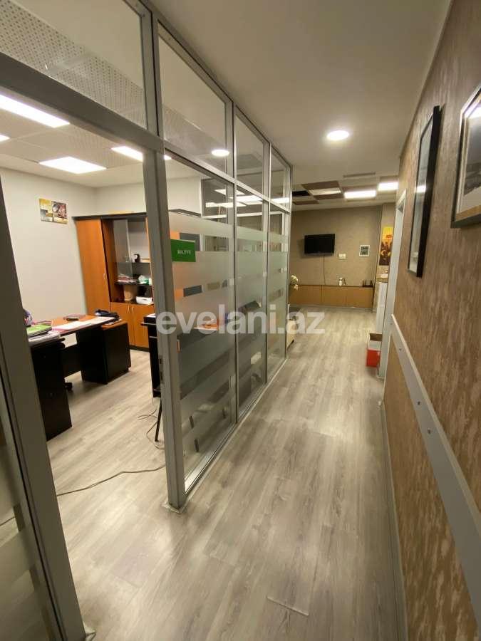 Сдаётся, офис, 4-комнаты, 130 m², Баку, Ясамальский r, Элмляр Академиясы m.