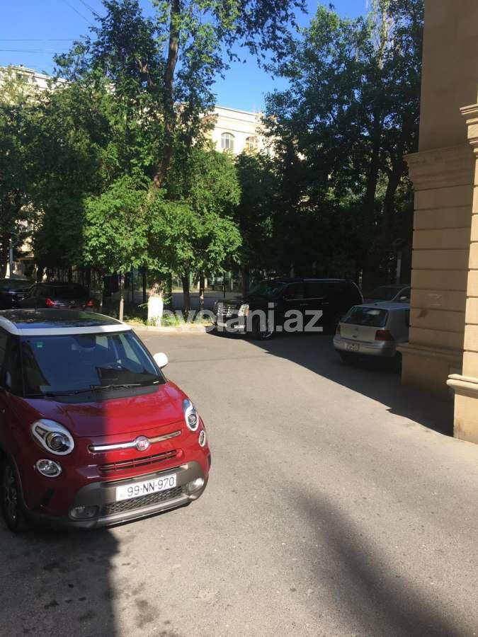 Kirayə verilir, köhnə tikili, 2 otaqlı, 56 m², Bakı, Nəsimi r, Şah İsmayıl Xətai m.