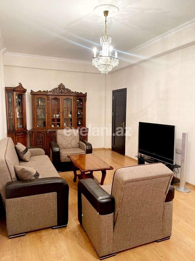 Satılır, yeni tikili, 2 otaqlı, 90 m², Bakı, Nizami r, Qara Qarayev m.