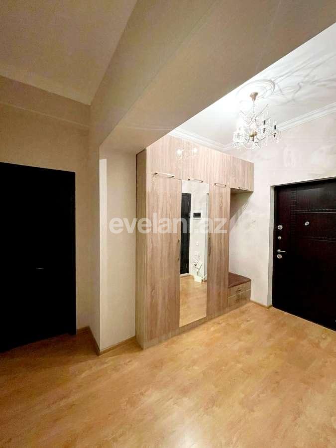 Satılır, yeni tikili, 2 otaqlı, 90 m², Bakı, Nizami r, Qara Qarayev m.