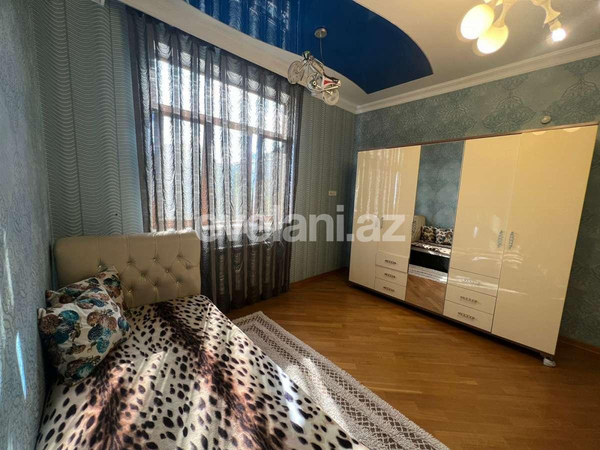 Kirayə verilir, köhnə tikili, 4 otaqlı, 170 m², Bakı, Səbail r, Sahil m.