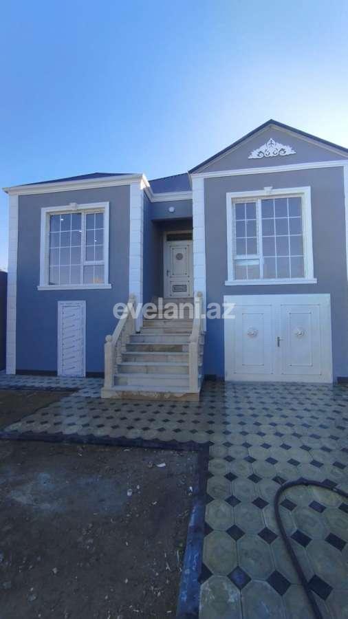 Satılır, həyət evi / bağ, 4 otaqlı, 140 m², Bakı, Xəzər r, Binə q.