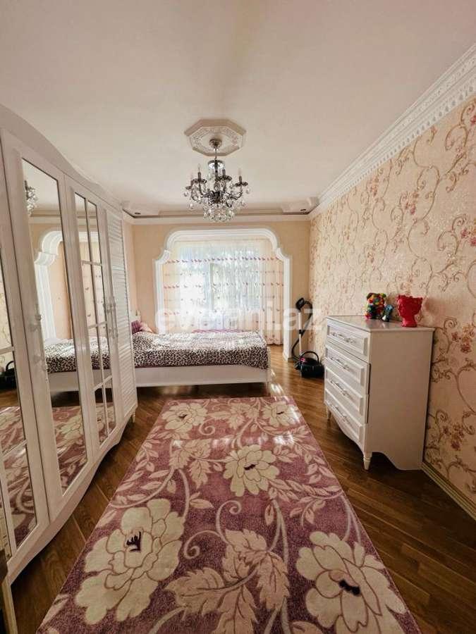 Satılır, köhnə tikili, 4 otaqlı, 110 m², Bakı, Xətai r, Həzi Aslanov m.