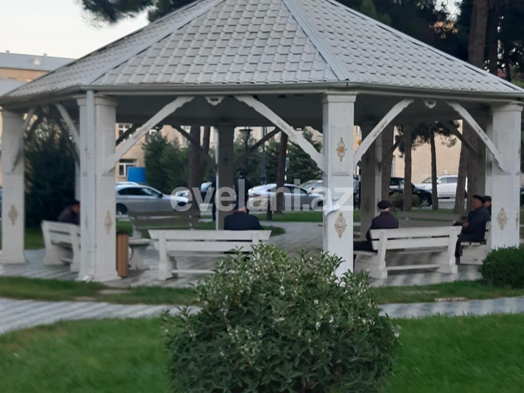 Satılır, köhnə tikili, 3 otaqlı, 65 m², Bakı, Binəqədi r, 6-cı mikrorayon q.