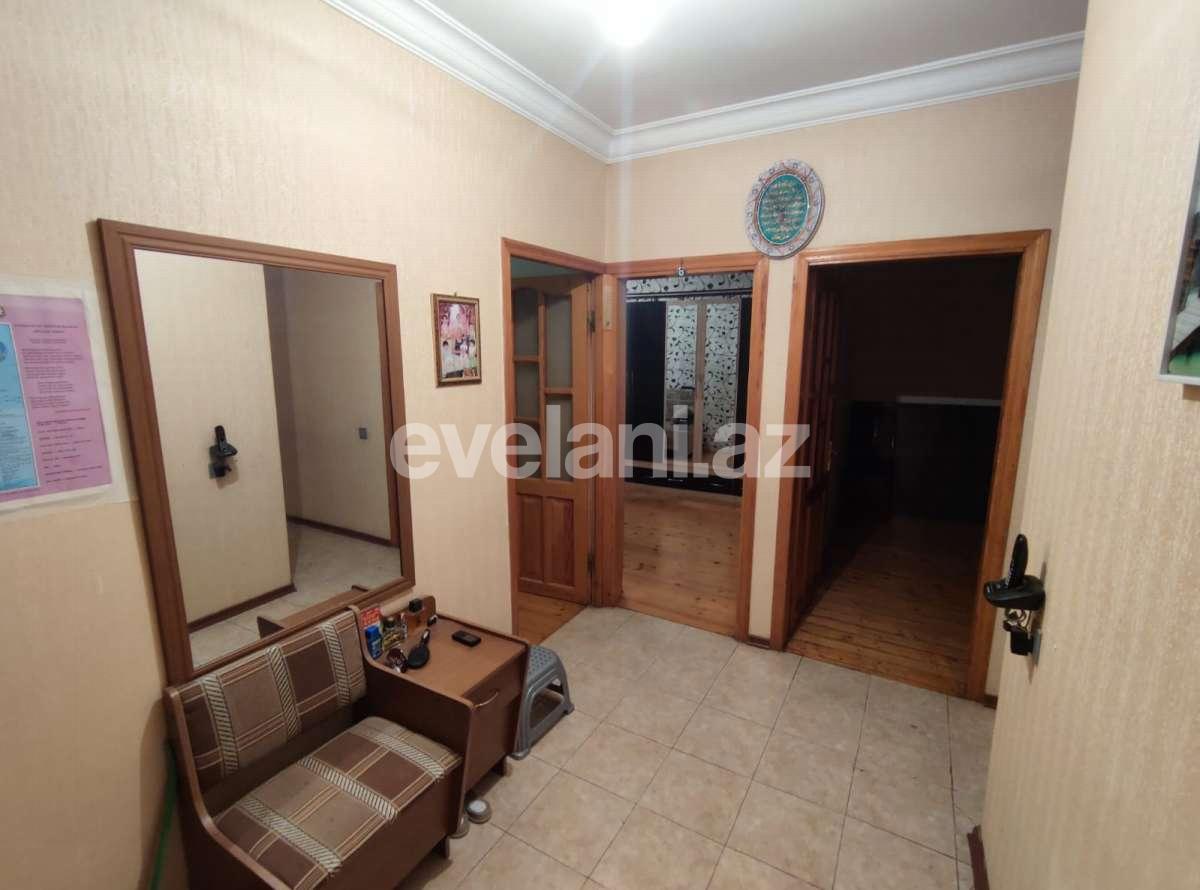 Satılır, köhnə tikili, 4 otaqlı, 102 m², Bakı, Binəqədi r, Azadlıq prospekti m.
