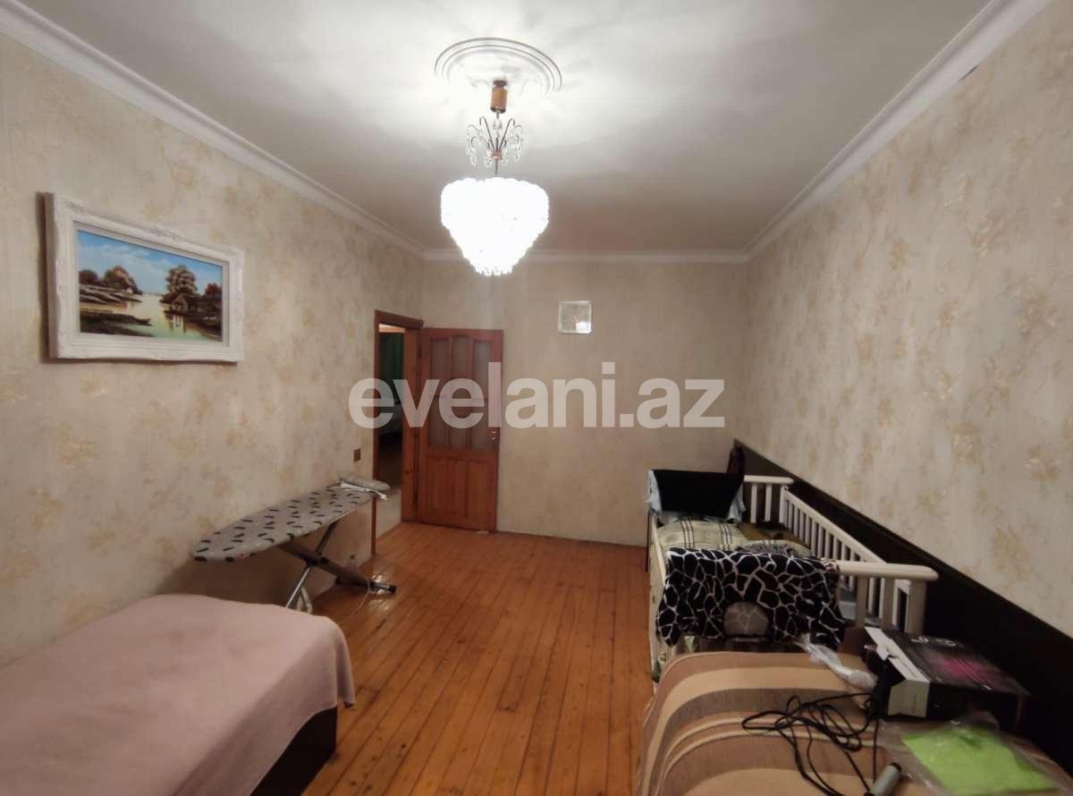 Satılır, köhnə tikili, 4 otaqlı, 102 m², Bakı, Binəqədi r, Azadlıq prospekti m.