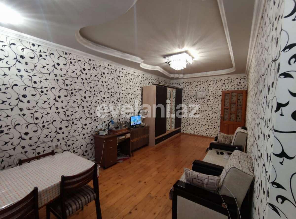 Satılır, köhnə tikili, 4 otaqlı, 102 m², Bakı, Binəqədi r, Azadlıq prospekti m.