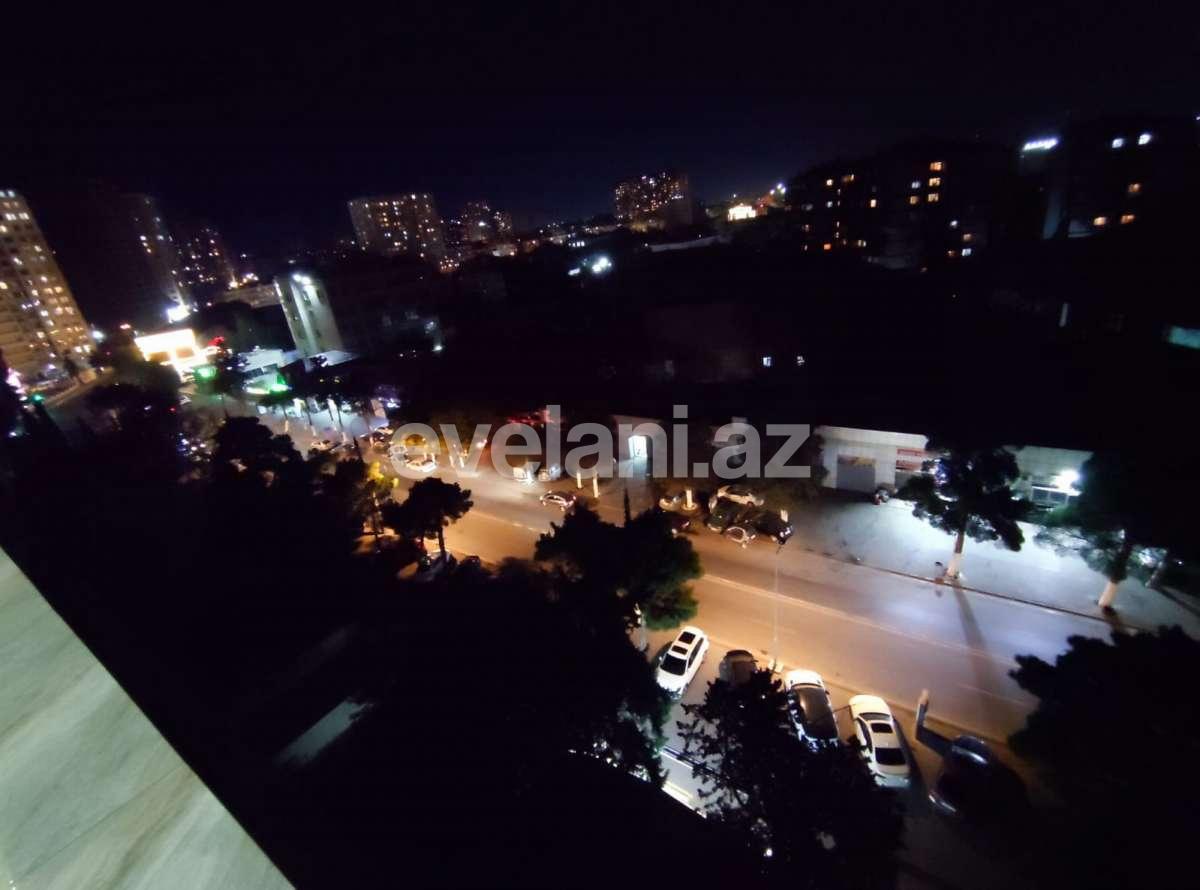 Satılır, köhnə tikili, 4 otaqlı, 102 m², Bakı, Binəqədi r, Azadlıq prospekti m.