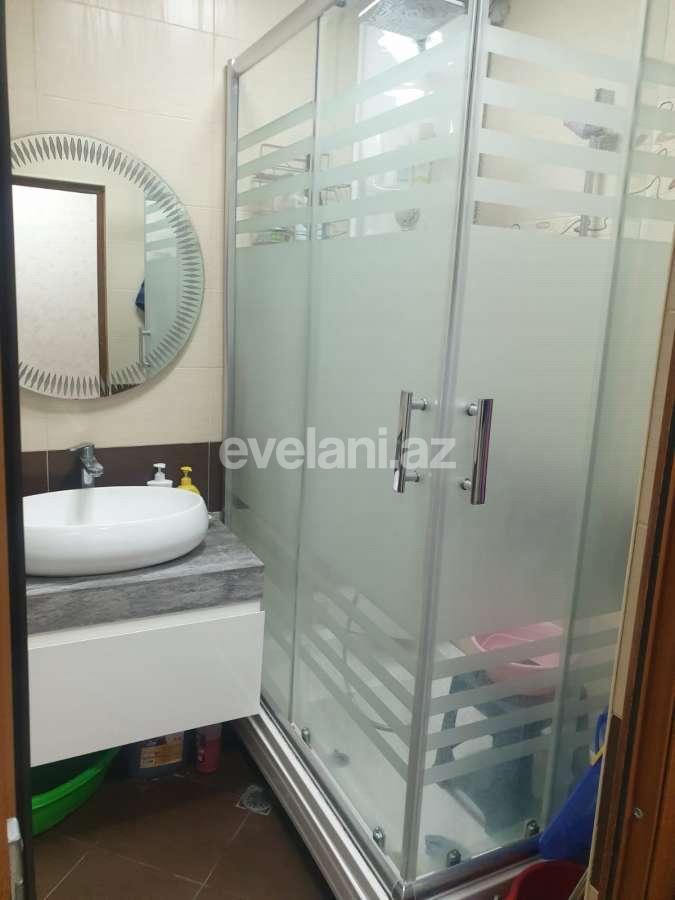 Продаётся, вторичка, 3-комнаты, 66 m², Баку, Бинагадинский r, Азадлыг проспекти m.