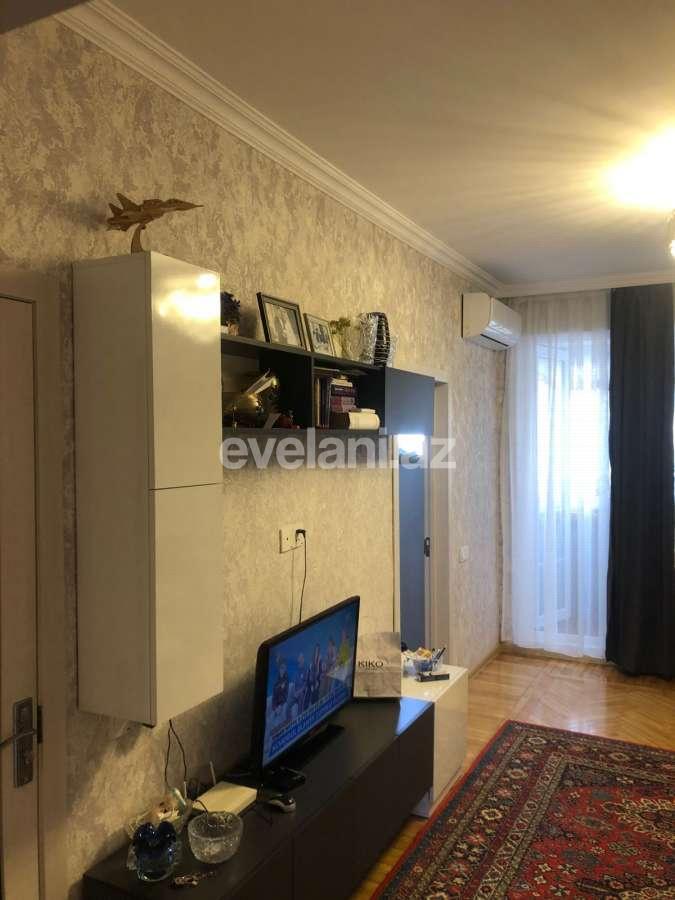 Satılır, köhnə tikili, 2 otaqlı, 55 m², Bakı, Nəsimi r, Memar Əcəmi m.