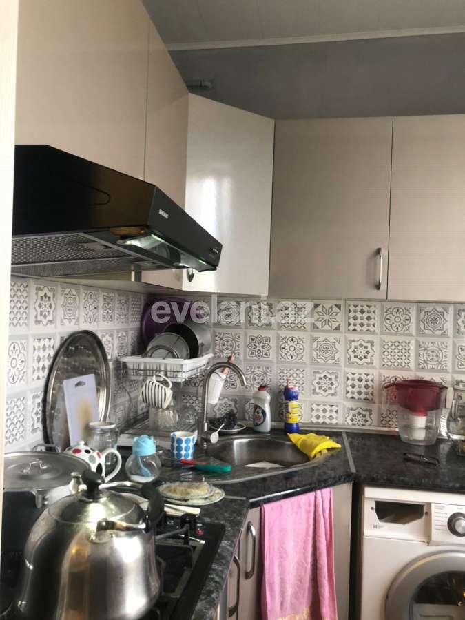 Satılır, köhnə tikili, 2 otaqlı, 55 m², Bakı, Nəsimi r, Memar Əcəmi m.