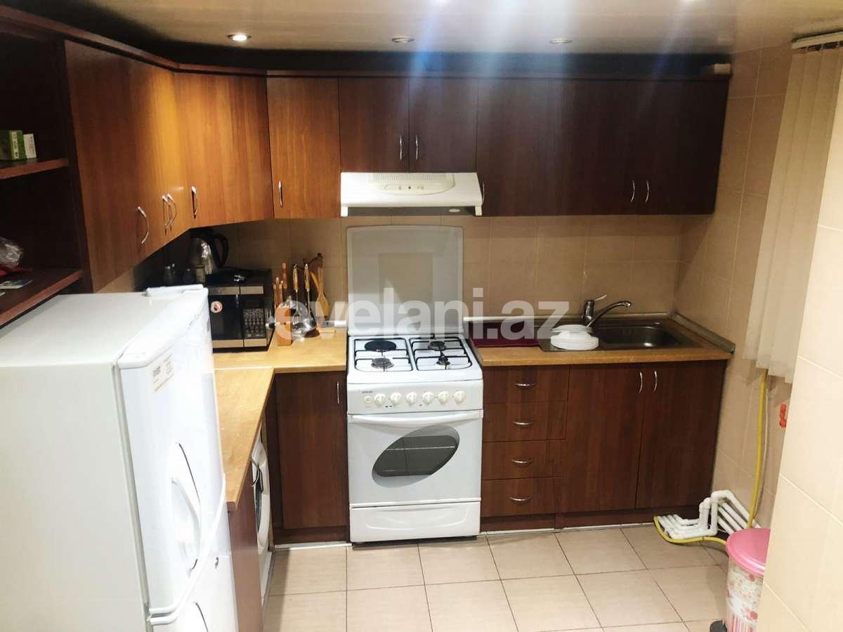 Kirayə verilir, köhnə tikili, 2 otaqlı, 65 m², Bakı, Səbail r, İçəri Şəhər m.