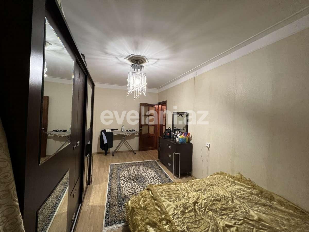Sale, old building, 4 room, 90 m², Baku, Surakhani r, Khalglar Doslugu m.