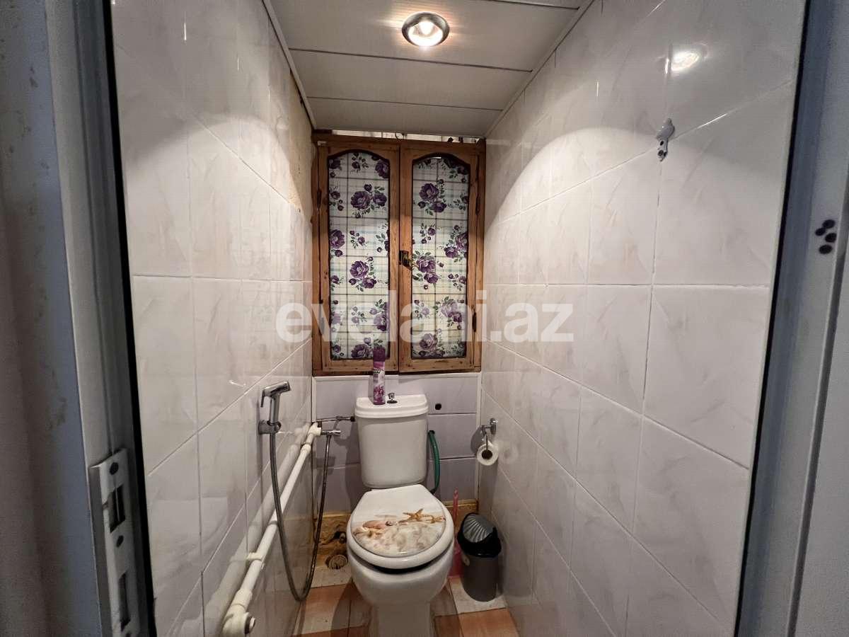 Sale, old building, 4 room, 90 m², Baku, Surakhani r, Khalglar Doslugu m.