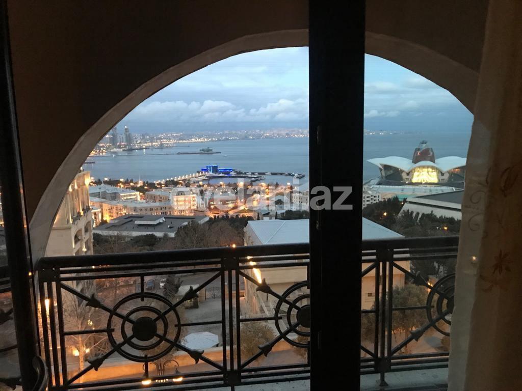 Kirayə verilir, yeni tikili, 3 otaqlı, 120 m², Bakı, Səbail r, İçəri Şəhər m.