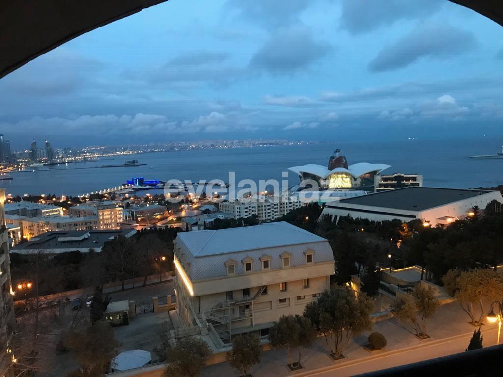 Kirayə verilir, yeni tikili, 3 otaqlı, 120 m², Bakı, Səbail r, İçəri Şəhər m.