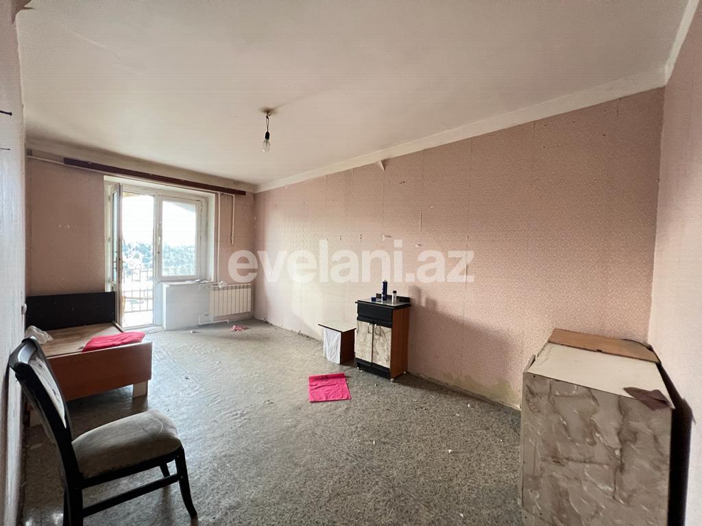 Satılır, köhnə tikili, 3 otaqlı, 80 m², Bakı, Suraxanı r, Yeni Günəşli q.