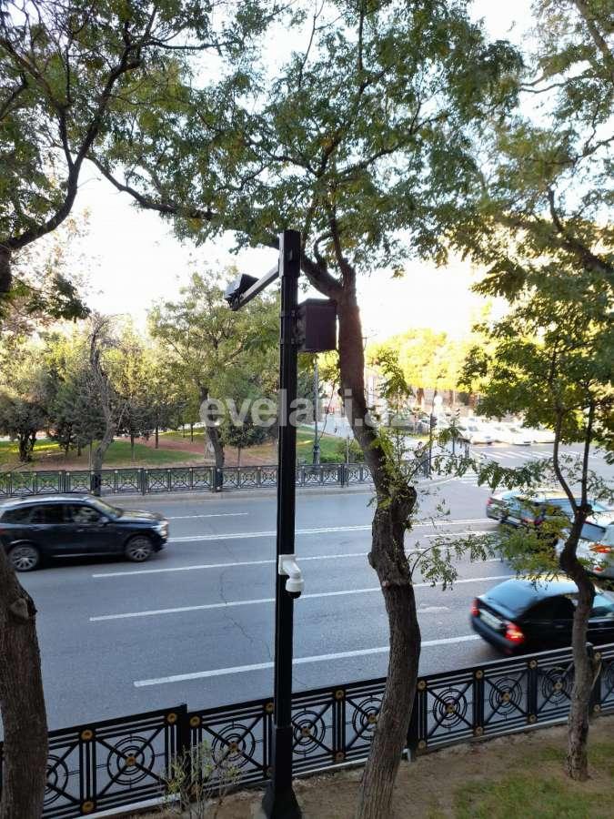 Rent, old building, 2 room, 60 m², Baku, Nasimi r, 28 may m.