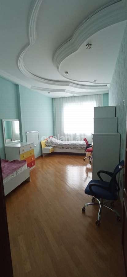Kirayə verilir, yeni tikili, 4 otaqlı, 230 m², Bakı, Nəsimi r, 28 may m.