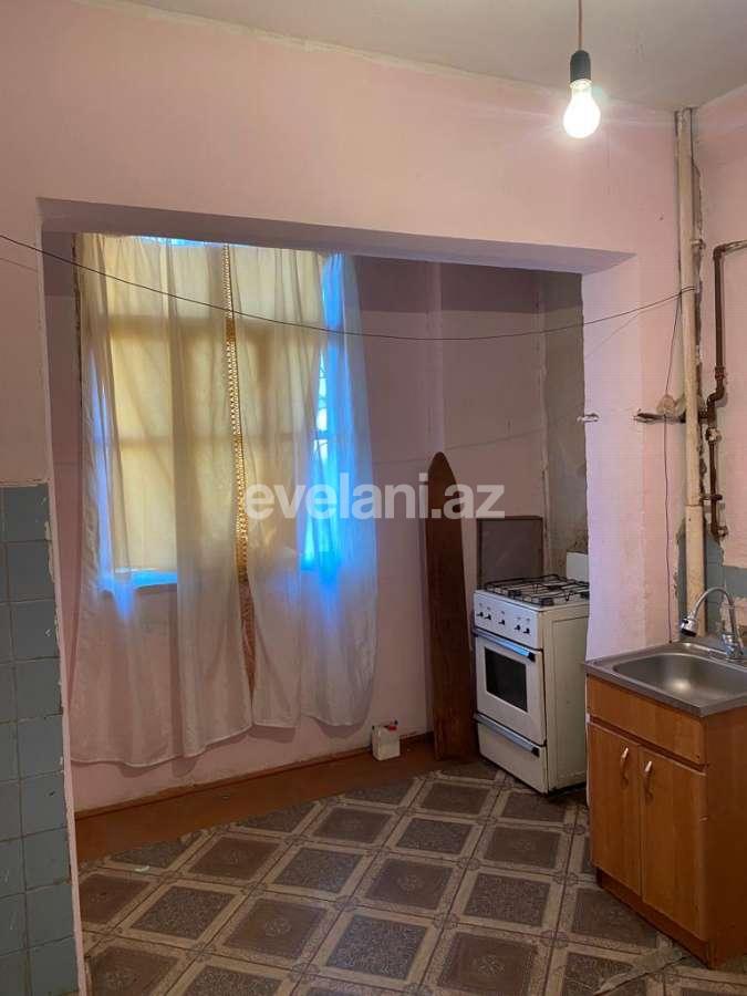 Satılır, köhnə tikili, 3 otaqlı, 79.99 m², Bakı, Xətai r, Həzi Aslanov m.