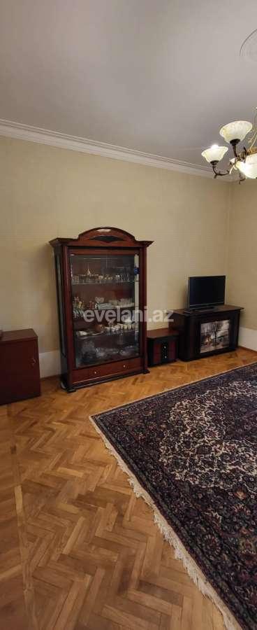 Kirayə verilir, köhnə tikili, 3 otaqlı, 85 m², Bakı, Səbail r, Sahil m.