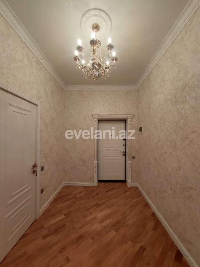 Satılır, yeni tikili, 2 otaqlı, 68 m², Bakı, Binəqədi r, 8-ci mikrorayon q, Azadlıq prospekti m.