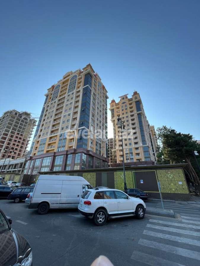 Satılır, yeni tikili, 2 otaqlı, 66.7 m², Bakı, Nərimanov r, 28 may m.