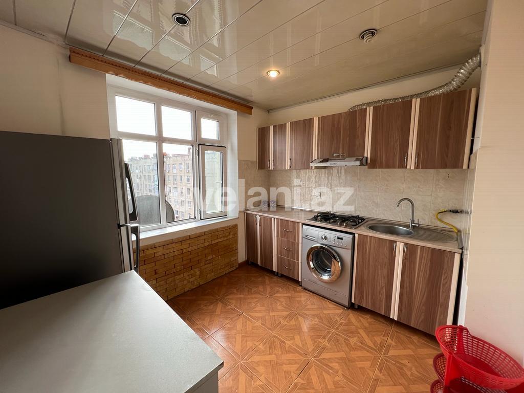 Sale, old building, 3 room, 70 m², Baku, Khatai r, Ahmedli m.