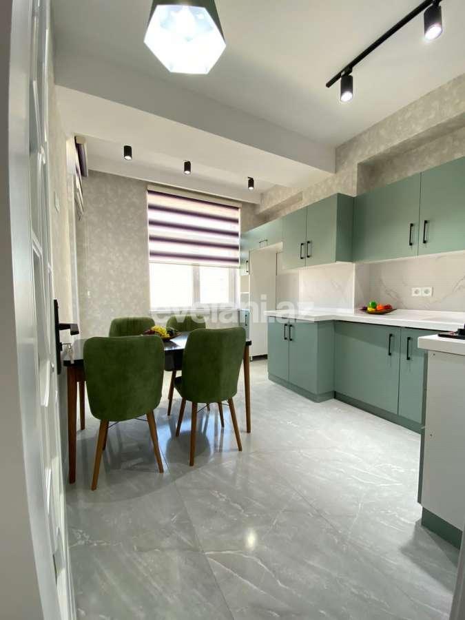Satılır, yeni tikili, 2 otaqlı, 65 m², Bakı, Nizami r, Qara Qarayev m.