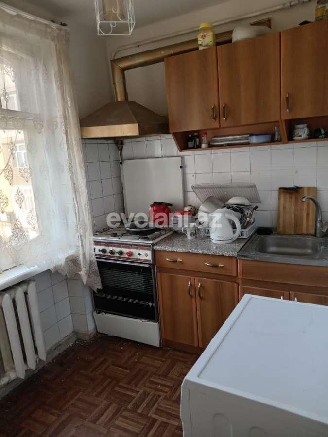 Сдаётся, вторичка, 3-комнаты, 65 m², Баку, Ясамальский r, Элмляр Академиясы m.