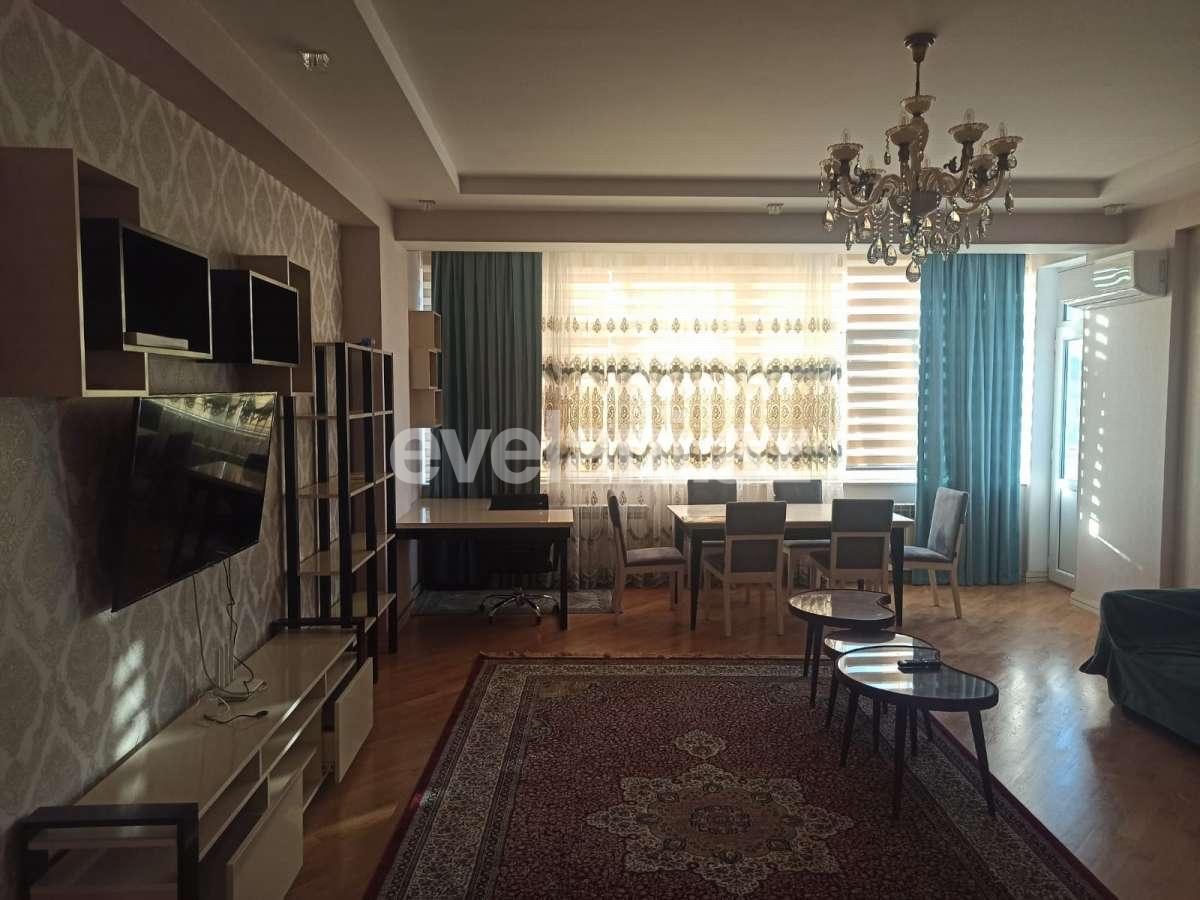 Kirayə verilir, yeni tikili, 3 otaqlı, 135 m², Bakı, Nizami r, Neftçilər m.