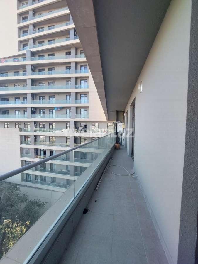 Kirayə verilir, yeni tikili, 2 otaqlı, 105 m², Bakı, Nəsimi r.