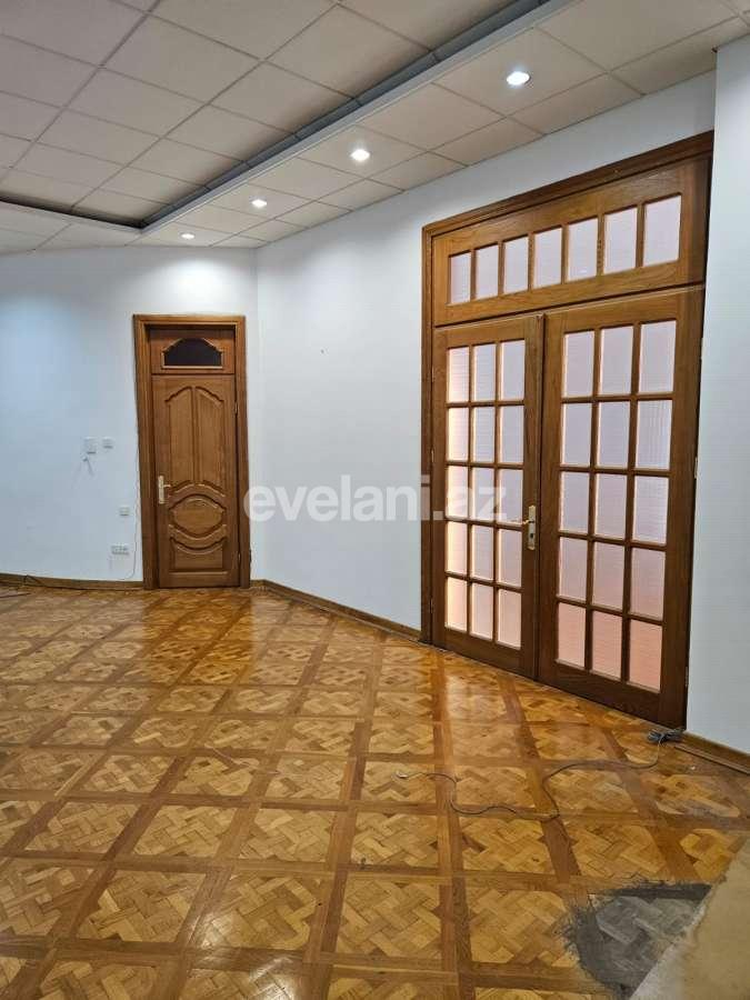 Kirayə verilir, ofis, 10 otaqlı, 900 m², Bakı, Nərimanov r, Gənclik m.