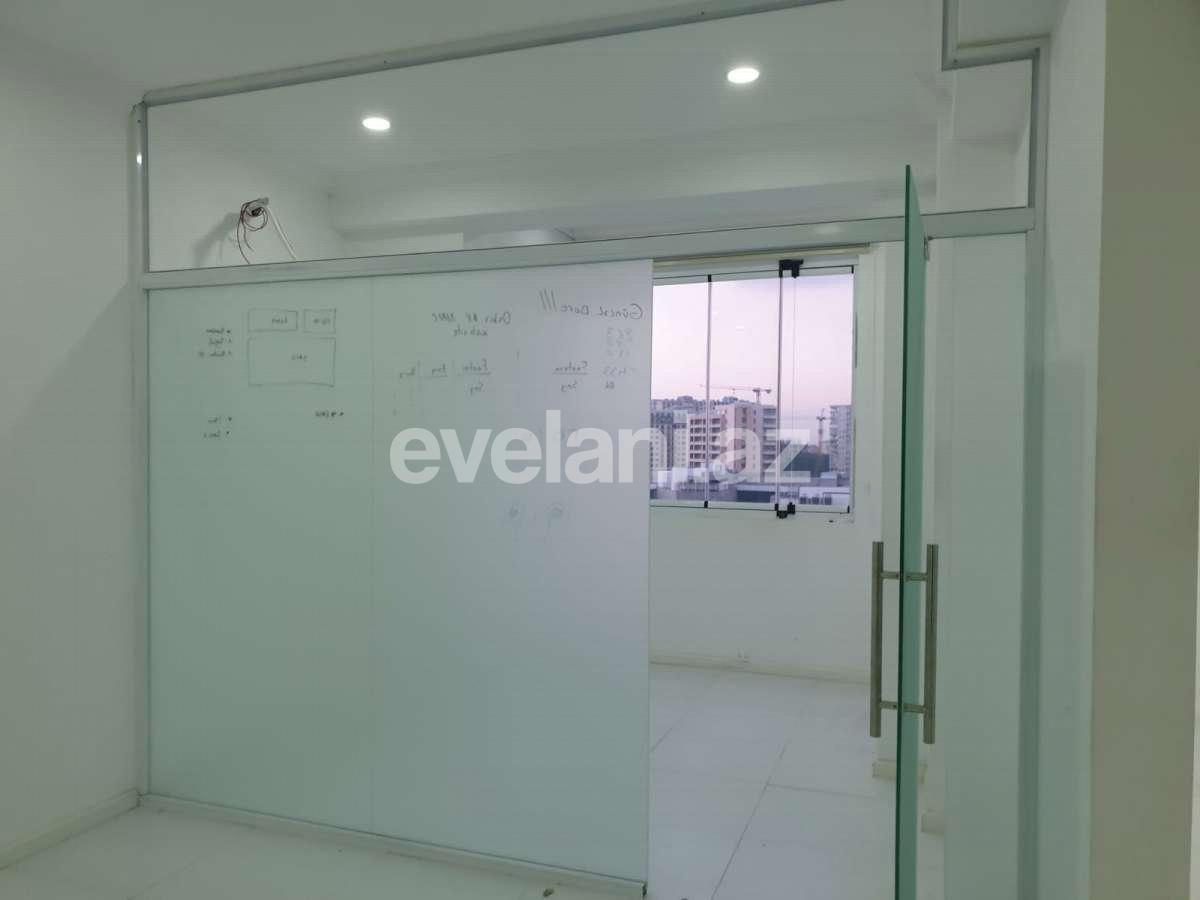 Satılır, yeni tikili, 3 otaqlı, 68 m², Bakı, Nizami r, Qara Qarayev m.