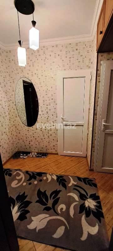 Satılır, köhnə tikili, 2 otaqlı, 60 m², Bakı, Suraxanı r, Yeni Günəşli q, Xalqlar Dostluğu m.