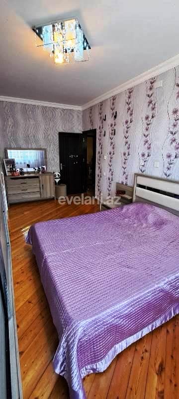 Satılır, köhnə tikili, 2 otaqlı, 60 m², Bakı, Suraxanı r, Yeni Günəşli q, Xalqlar Dostluğu m.