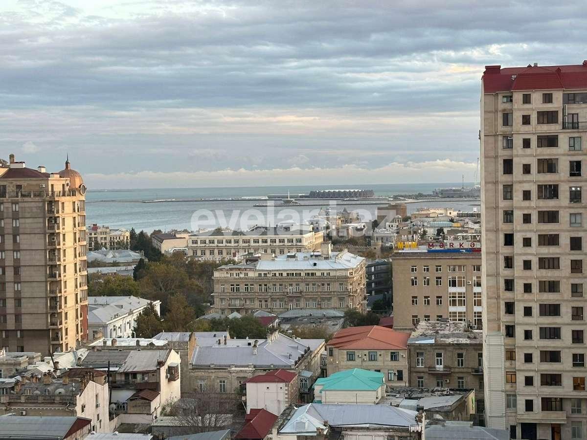 Rent, new building, 4 room, 200 m², Baku, Sabail r, Icheri Sheher m.