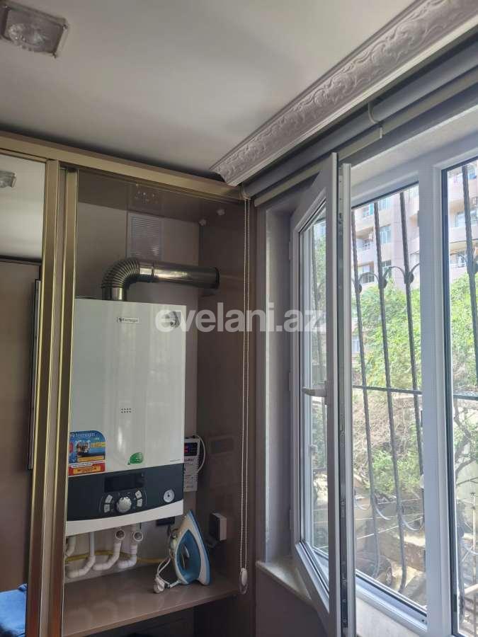 Satılır, köhnə tikili, 4 otaqlı, 150 m², Bakı, Binəqədi r, 9-cu mikrorayon q.